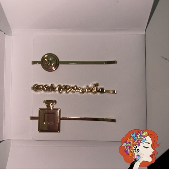 CHANEL Gold Hair Accessory Trio - Picture 3 of 4